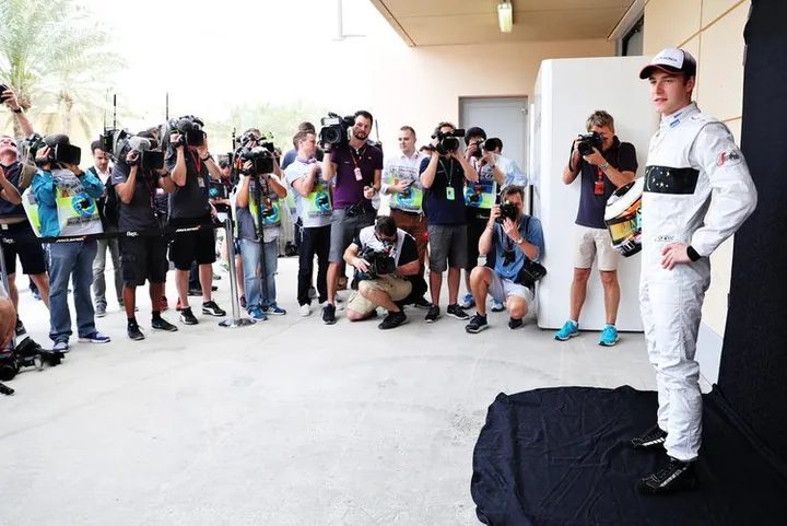 Stoffel+Vandoorne+F1+Grand+Prix+Bahrain+CdIZy3oFWvDx