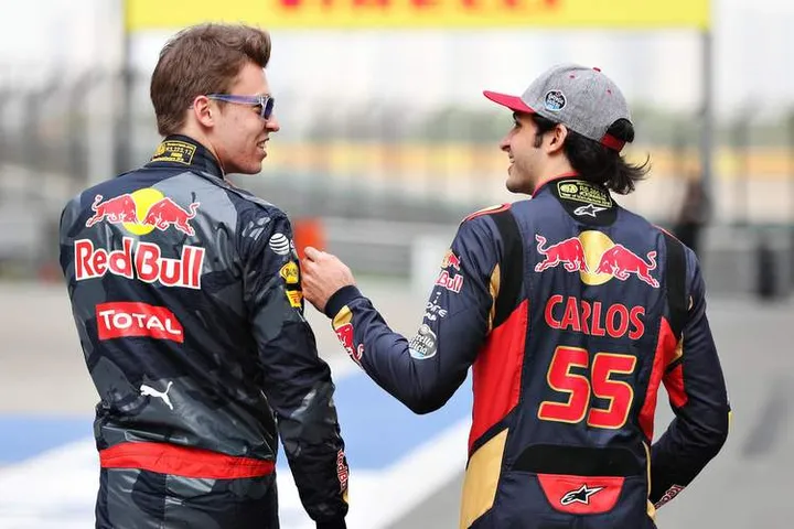 Carlos+Sainz+F1+Grand+Prix+China+Previews+U53bfXPRfBxx