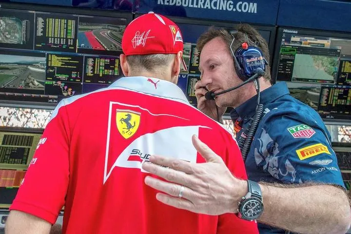 F1+Grand+Prix+of+Russia+Horner Vettel
