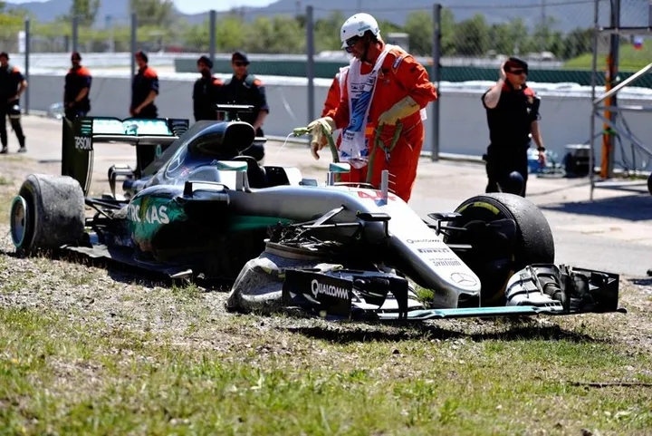 Hamilton-Spain crash