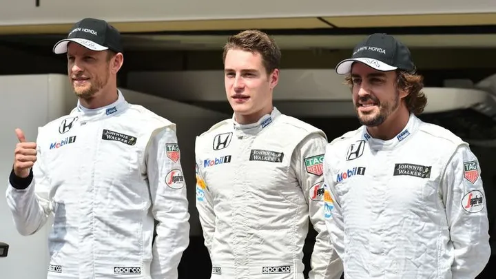 alonso vandoorne button