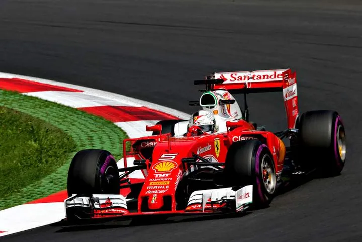 F1+Grand+Prix+Austria+Practice+Vettel