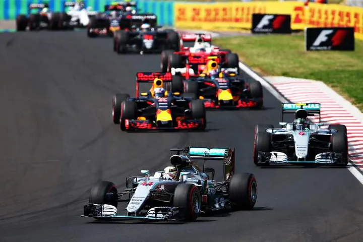 F1+Grand+Prix+of+Hungary+Hamilton Rosberg
