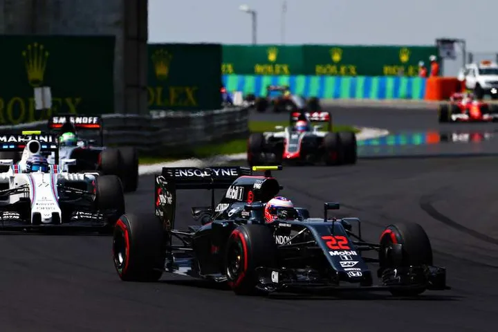 Jenson+Button+F1+Grand+Prix+Hungary+SGT6FUCHBslx