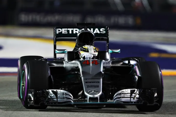 f1 grand prix of singapore hamilton