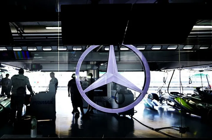 Mercedes generic logo badge