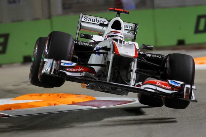 Kamui Kobayashi, Airborneng_For_The_2011_Singapore_Grand_Prix