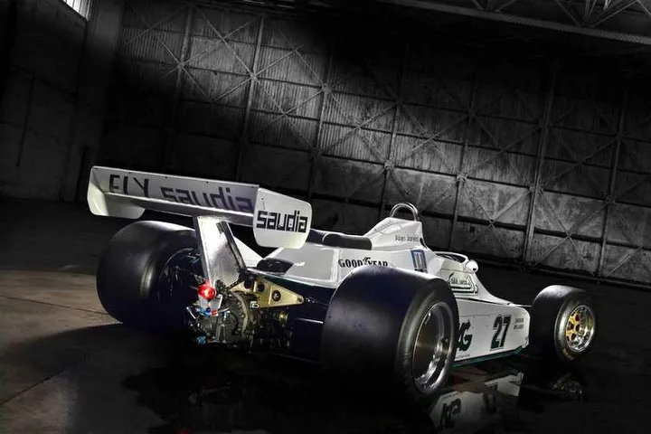 Williams FW07-04
