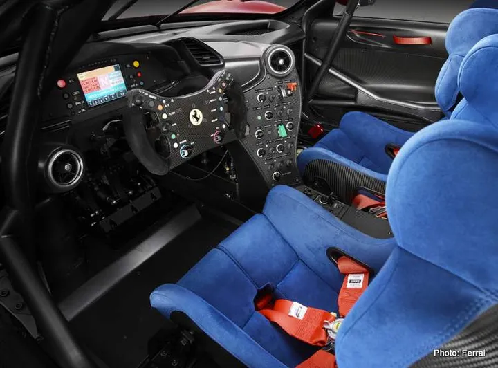 190073 car ferrari p80 c