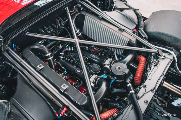 190076 car ferrari p80 c