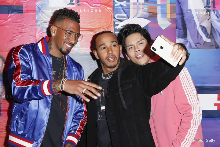 lewis hamilton tommy hilfiger fashion range launch photo 07 mar 19 9 07 17 pm 1