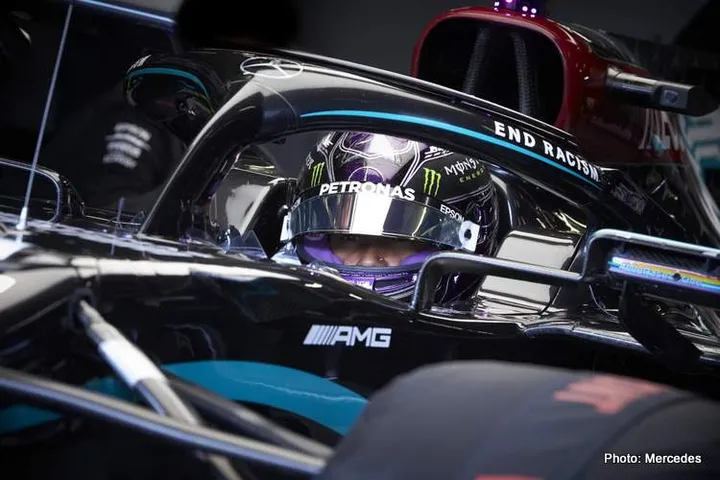 hamilton cockpit Mercedes