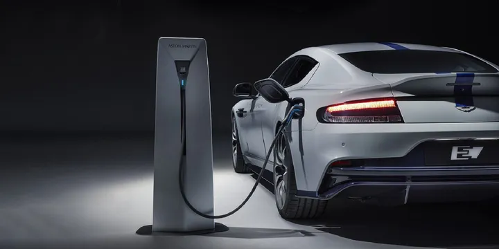 Aston Martin promises (some) battery EVs by 2025 - Electrek