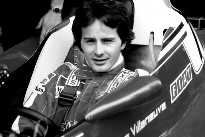 Villeneuve ferrari cockpit