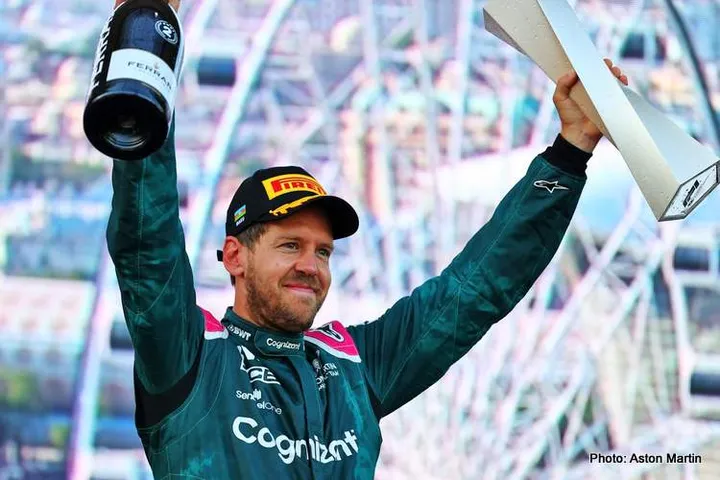 sebastian Vettel podium baku 2021