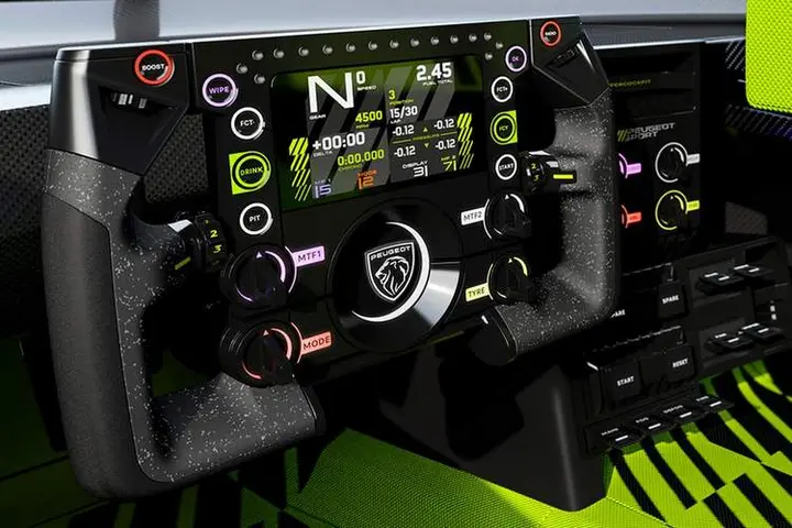 cockpit Peugeot 9X8 Le Mans Hypercar-003