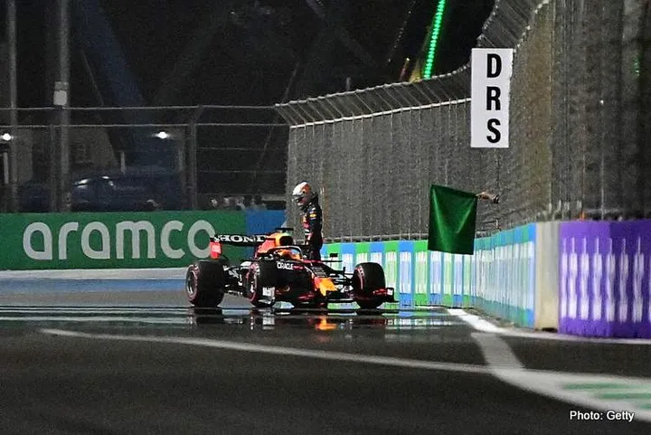 max verstappen crash accident shunt qualifying jeddah saudi arabian grand prix