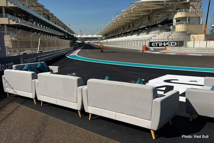 formula spy at yas marina circuit abu dhabi grand prix-001