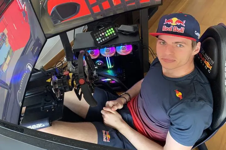 max verstappen sim rig