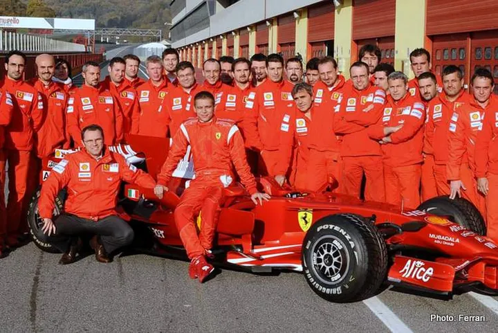 rossi ferrari test mugello