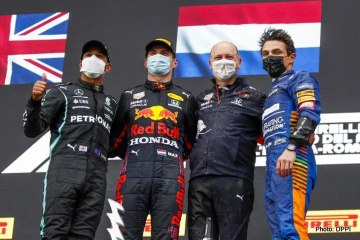 Podium, HAMILTON Lewis (gbr), Mercedes AMG F1 GP W12 E Performance, VERSTAPPEN Max (ned), Red Bull Racing Honda RB16B, NORRIS Lando (gbr), McLaren MCL35M, portrait during the Formula 1 Pirelli Gran Premio Del Made In Italy E Dell emilia Romagna 2021 from April 16 to 18, 2021 on the Autodromo Internazionale Enzo e Dino Ferrari, in Imola, Italy - Photo Florent Gooden / DPPI