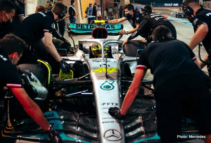 hamilton bahrain 2022