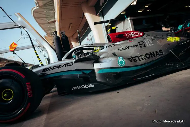 hamilton bahrain race 2 2022