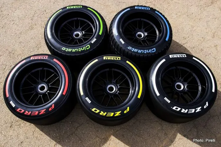 CIRCUIT DE BARCELONA-CATALUNYA, SPAIN - FEBRUARY 24: Pirelli tyre compounds during the Barcelona February testing at Circuit de Barcelona-Catalunya on Thursday February 24, 2022 in Barcelona, Spain. (Photo by Zak Mauger / LAT Images)