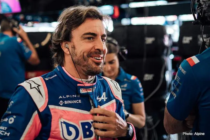fernando alonso happy alpine melbourne