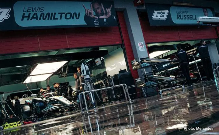 hamilton leclerc wet imola 2022 f1