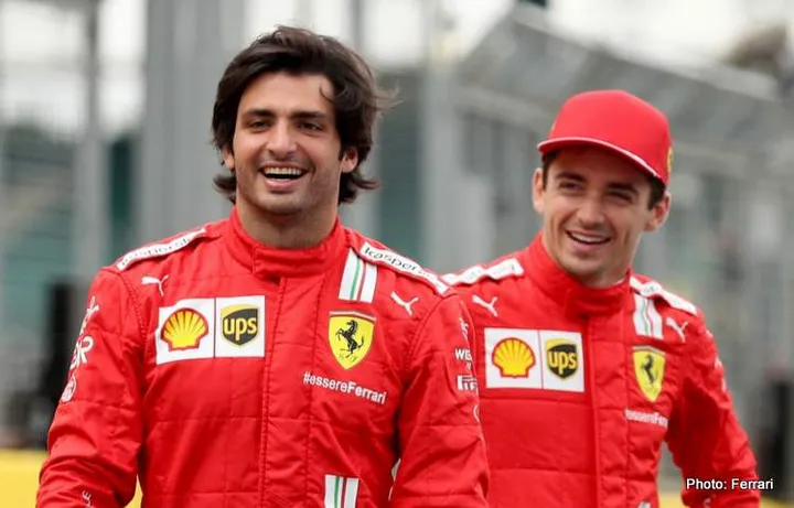 carlos-sainz-charles-leclerc-2021-ferrai dppi