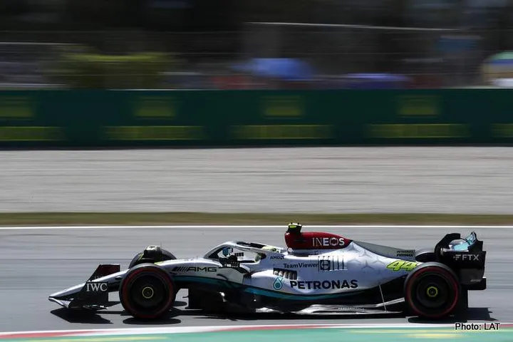 hamilton barcelona race 4 2022