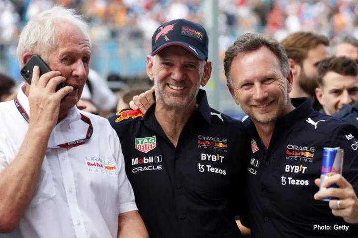 MIAMI, FLORIDA - MAY 08: Adrian Newey, the Chief Technical Officer of Red Bull Racing and Red Bull Racing Team Principal Christian Horner celebrate in parc ferme next to Red Bull Racing Team Consultant Dr Helmut Marko during the F1 Grand Prix of Miami at the Miami International Autodrome on May 08, 2022 in Miami, Florida. (Photo by Mark Thompson/Getty Images)