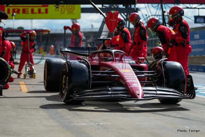 leclerc silverstone 4 2022
