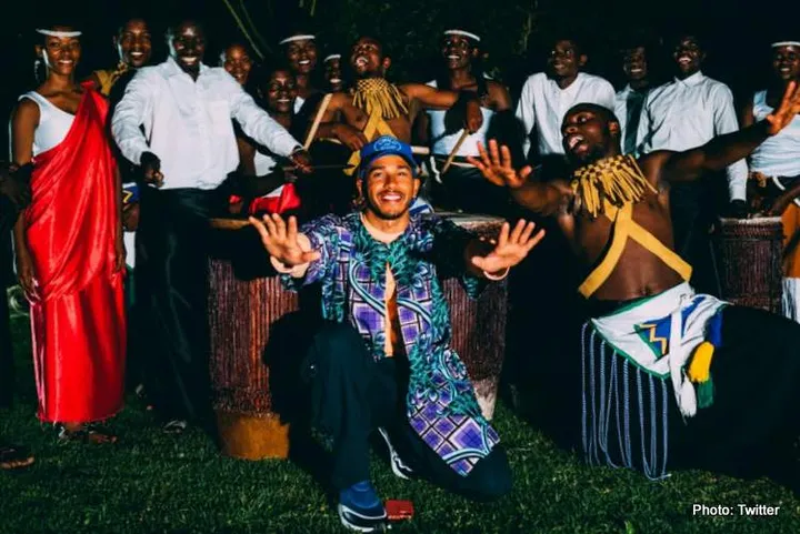 lewis hamilton africa trip 2022 F1 season break
