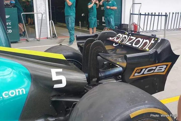 aston martin hungary rear wing 2022