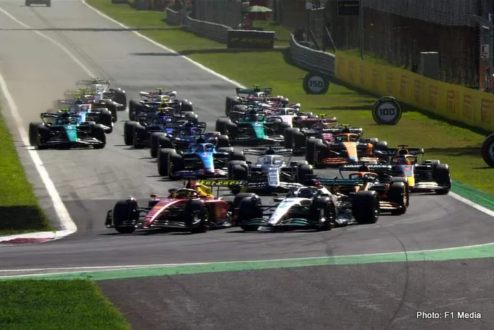 monza race start 2022 1