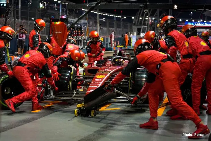 sainz singapore 2 2022