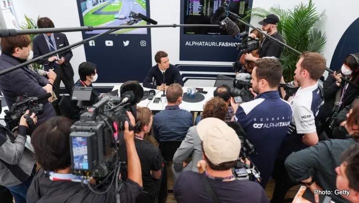 SUZUKA, JAPAN - OCTOBER 09: Nyck de Vries of Holland and Scuderia AlphaTauri meets the press during the F1 Grand Prix of Japan at Suzuka International Racing Course on October 09, 2022 in Suzuka, Japan. (Photo by Peter Fox/Getty Images)