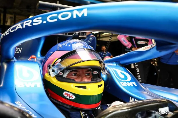 villeneuve alpine monza test 3 2022
