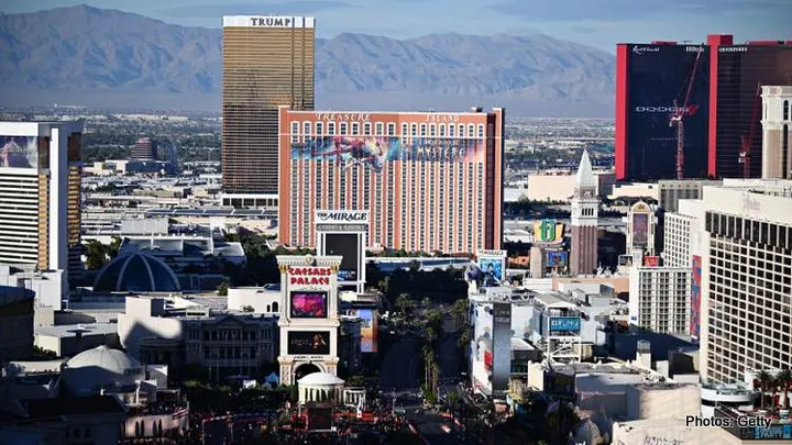LAS VEGAS, NEVADA - NOVEMBER 05: General view of the demonstration course from The Cosmopolitan of Las Vegas during the Formula 1 Las Vegas Grand Prix 2023 launch party on November 05, 2022 on the Las Vegas Strip in Las Vegas, Nevada. (Photo by Clive Mason - Formula 1/Formula 1 via Getty Images)