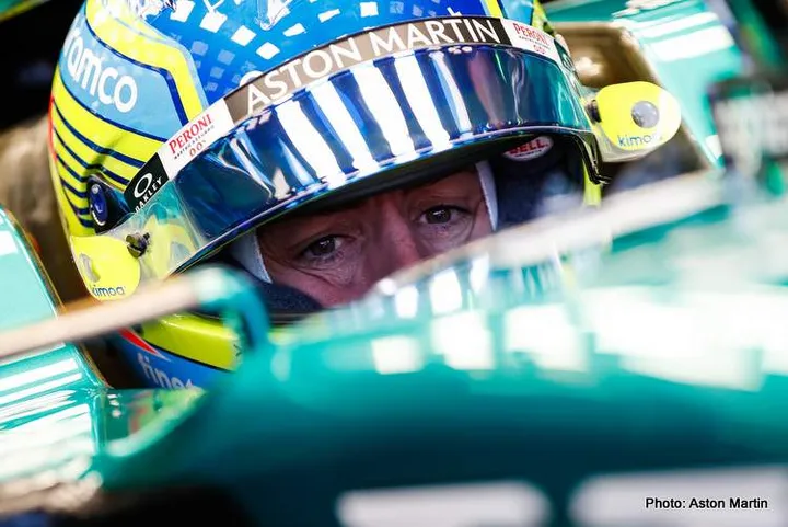 portrait, TS-Live, Silverstone Circuit, F12305a, F1, GP, Great BritainFernando Alonso, Aston Martin F1 Team, in cockpit