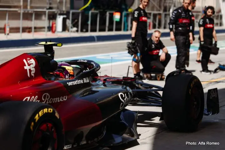 zhou day 2 f1 testing bahrain