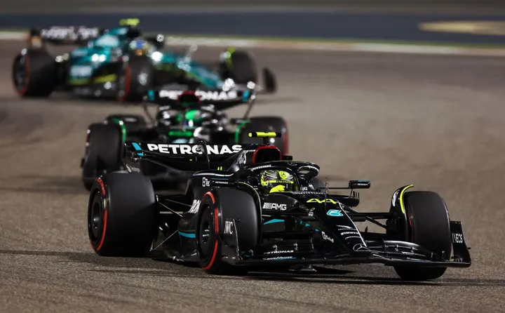 Lewis Hamilton is not going to win the title this year": F1 Pundit's  shocking revelation after 2023 F1 Bahrain GP