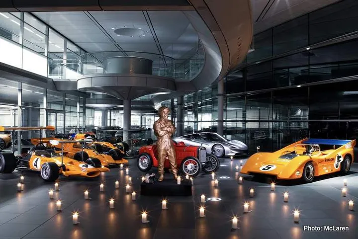 bruce mclaren statue mtc 2023