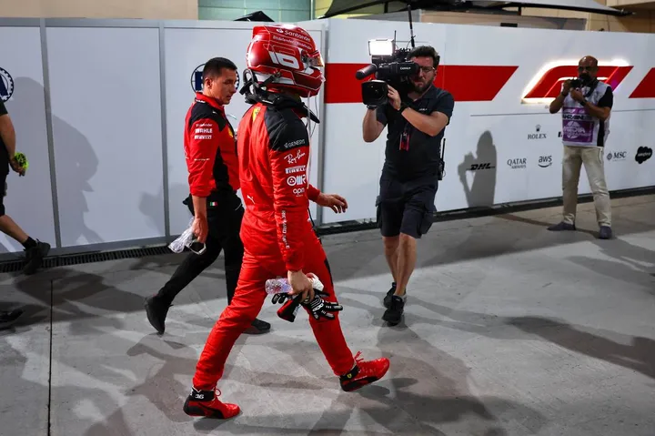 Vasseur orders 'full investigation' into Leclerc's engine issue