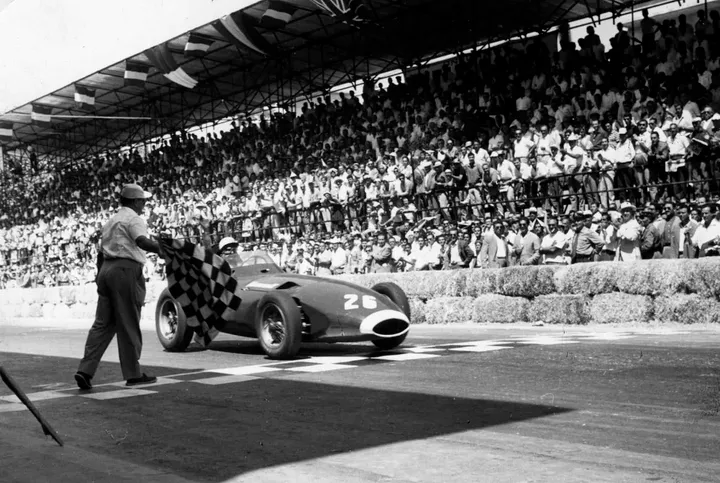 The Valiant Vanwalls: British motor racing legend Tony Vandervell