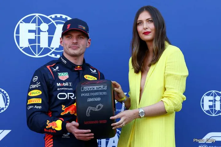 MONTE-CARLO, MONACO - MAY 27: Pole position qualifier Max Verstappen of the Netherlands and Oracle Red Bull Racing is presented with the Pirelli Pole Position Award by Maria Sharapova during qualifying ahead of the F1 Grand Prix of Monaco at Circuit de Monaco on May 27, 2023 in Monte-Carlo, Monaco. (Photo by Mark Thompson/Getty Images)