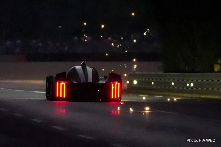 peugeot lemans 24 hours