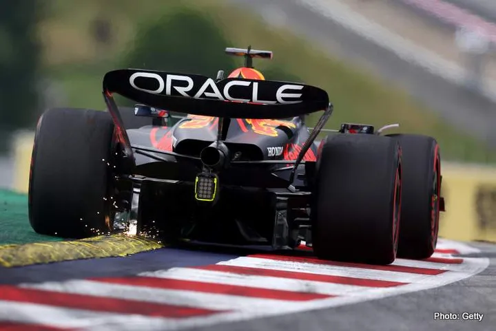 SPIELBERG, AUSTRIA - JUNE 30: Max Verstappen of the Netherlands driving the (1) Oracle Red Bull Racing RB19 on track during qualifying ahead of the F1 Grand Prix of Austria at Red Bull Ring on June 30, 2023 in Spielberg, Austria. (Photo by Clive Rose/Getty Images)